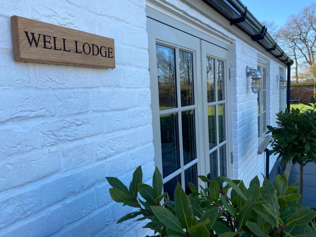 The Shepherds Huts & The Well Lodge At Ormesby Manor Ormesby Saint Michael Εξωτερικό φωτογραφία